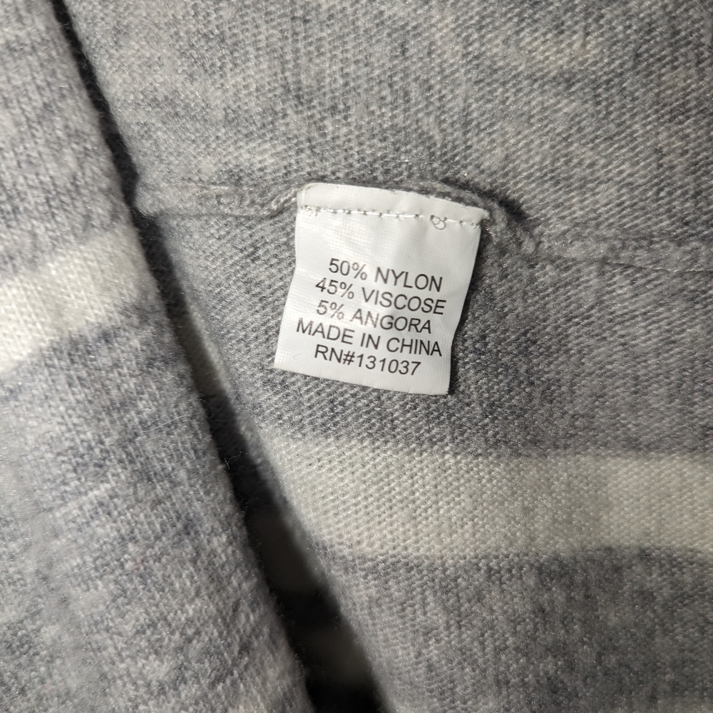 Young Threads Grey Sweater - Picture 6 of 6